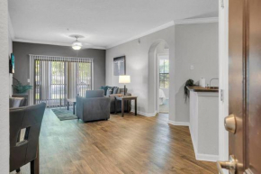 The Jax Luxe Den